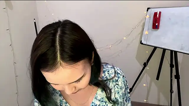 CarollFalick online show from November 2025 07:30:01 AM