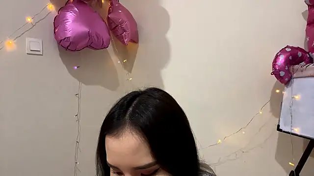 CarollFalick online show from October 2025 12:25:02 PM