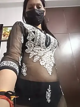 Tanya-905 online show from June 2026 05:52:01 PM