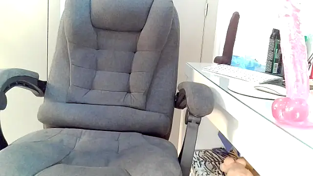 Jockstrap3x online show from January 2026 02:23:01 PM