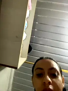 Snapshot of miluwatson chatting on September 2025 07:54:02 PM miluwatson online show from September 2025 07:54:02 PM