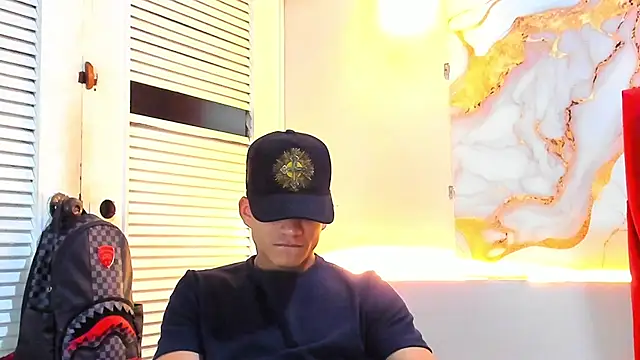 daniscot online show from November 2025 03:54:01 AM