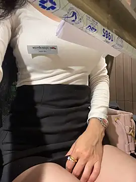 Gina999 online show from April 2026 02:21:01 AM