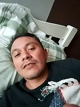 Snapshot of Ricuss9 chatting on October 2025 10:33:02 PM Ricuss9 online show from October 2025 10:33:02 PM