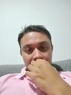 Snapshot of Ricuss9 chatting on October 2025 12:50:02 PM Ricuss9 online show from October 2025 12:50:02 PM