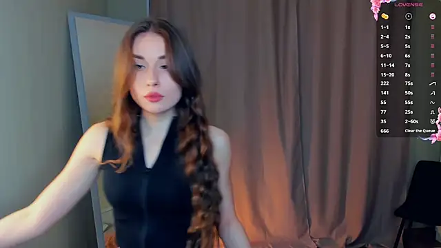 MinaRuzzo online show from October 2025 05:22:01 AM