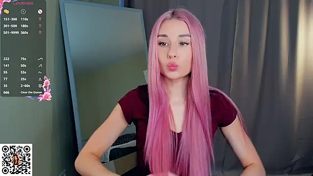 Snapshot of MinaRuzzo chatting on December 2025 06:19:02 AM MinaRuzzo online show from December 2025 06:19:02 AM