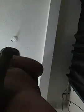 Snapshot of morenito_00987 chatting on November 2025 10:19:01 AM morenito 00987 online show from November 2025 10:19:01 AM