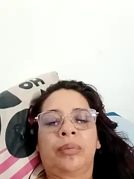 Snapshot of AdiniTA__Hot chatting on September 2025 02:17:01 AM AdiniTA Hot online show from September 2025 02:17:01 AM