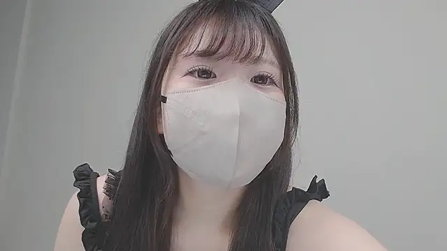 Snapshot of Pome_18_cute chatting on October 2025 10:25:01 AM Pome 18 cute online show from October 2025 10:25:01 AM