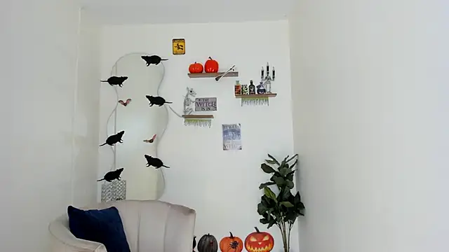 Amary turner online show from October 2025 12:15:01 PM