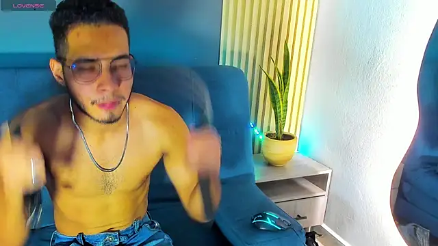 Jaybrown  1 online show from December 2025 07:52:02 PM