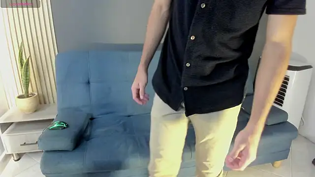 Jaybrown  1 online show from November 2025 07:36:02 PM