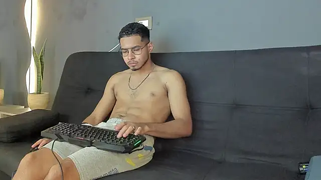 Jaybrown  1 online show from November 2025 03:22:01 AM