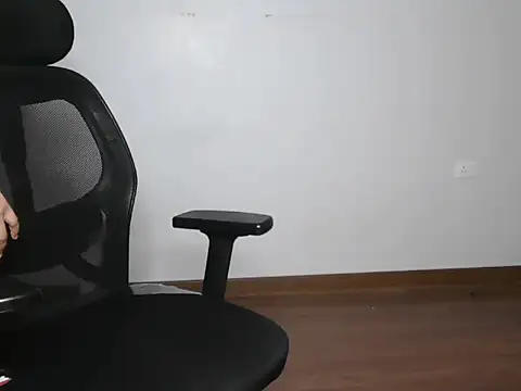 mooonlightbaby online show from March 2026 03:39:01 PM