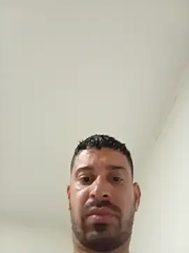 Wolffj6 online show from March 2026 01:09:01 AM