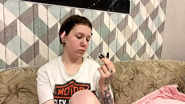 RebelKitsune online show from November 2025 03:57:02 PM