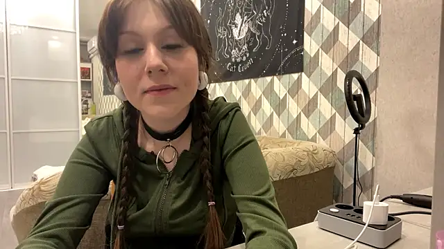 RebelKitsune online show from October 2025 06:31:02 PM