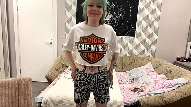 RebelKitsune online show from January 2026 07:28:02 PM