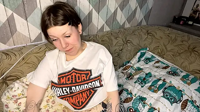 RebelKitsune online show from November 2025 06:34:01 AM