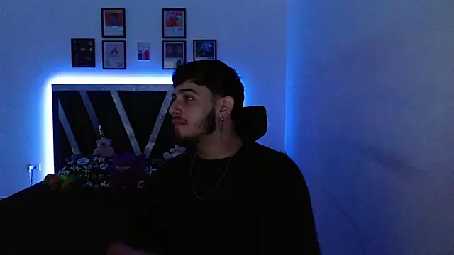 Sebasxxl12 online show from October 2025 01:13:02 PM