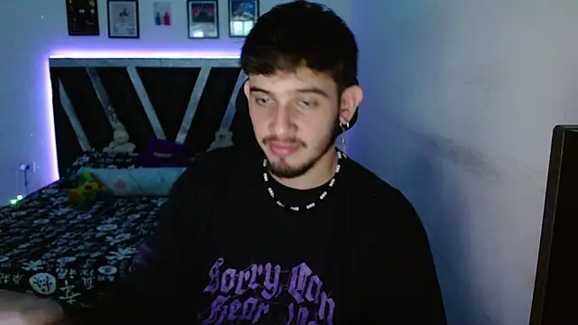 Sebasxxl12 online show from November 2025 09:48:01 PM