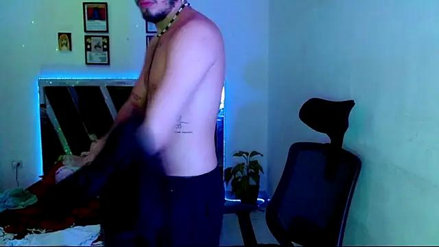 Sebasxxl12 online show from May 2026 12:43:02 AM