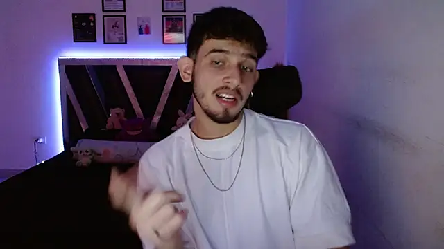 Sebasxxl12 online show from December 2025 10:49:02 PM