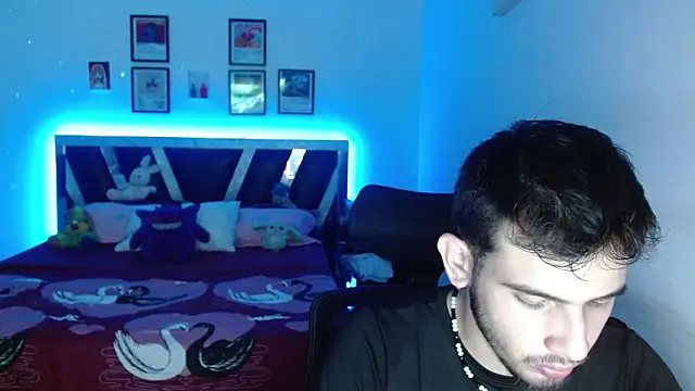 Sebasxxl12 online show from February 2026 08:53:02 PM