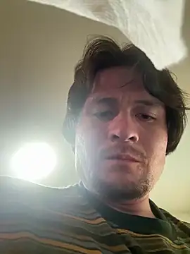 Snapshot of itsthecatchh chatting on October 2025 06:37:02 AM itsthecatchh online show from October 2025 06:37:02 AM