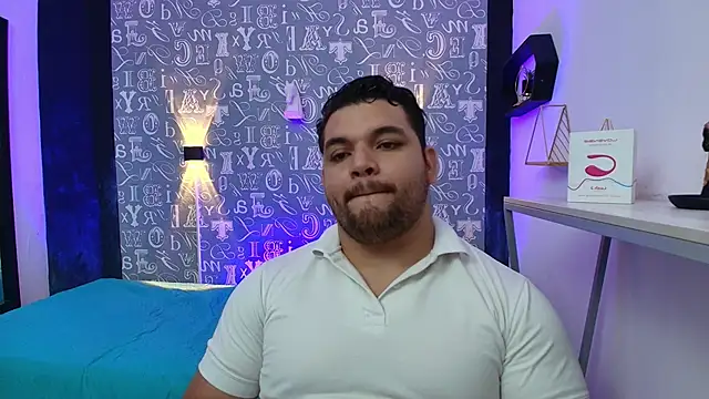 Adonis Walker online show from October 2025 07:14:01 PM