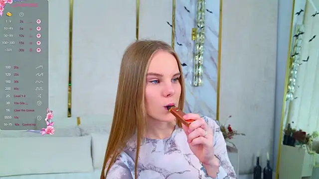 Lili Lohan online show from November 2025 05:18:02 PM