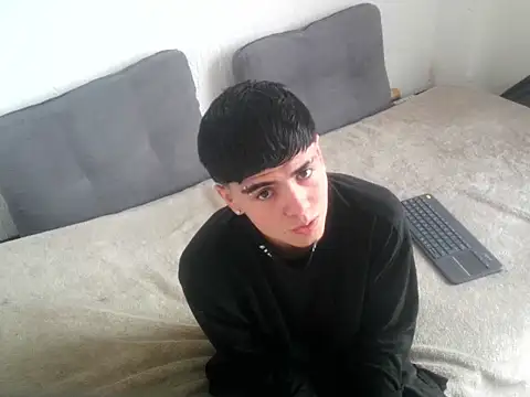 Anthony riverss online show from November 2025 05:12:02 PM