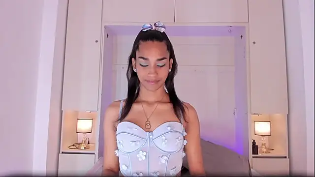 AnahiCollins online show from October 2025 12:06:01 PM