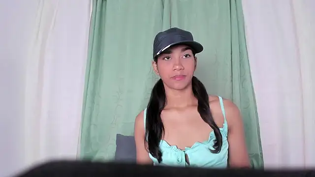 AnahiCollins online show from March 2026 11:38:02 AM