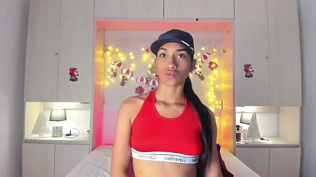 AnahiCollins online show from December 2025 07:40:02 PM