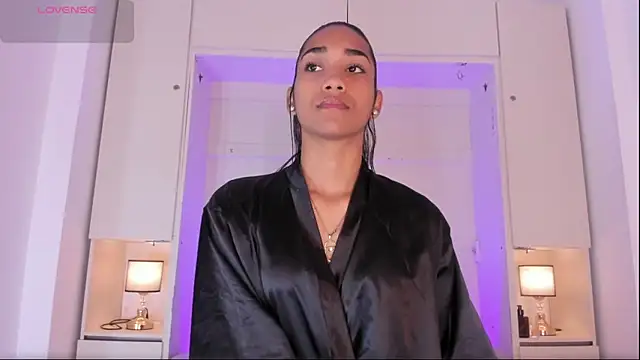 AnahiCollins online show from October 2025 11:33:02 AM