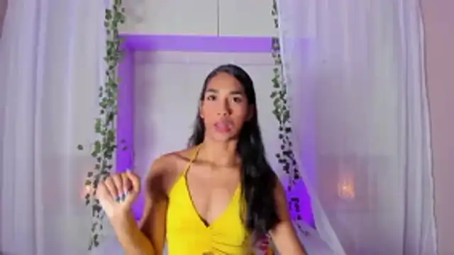 AnahiCollins online show from March 2026 07:30:03 PM