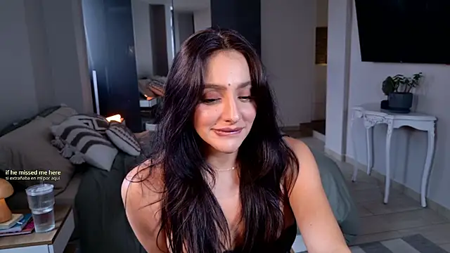 Milana De online show from March 2026 10:02:02 PM