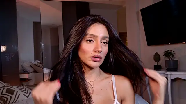 Milana De online show from March 2026 10:44:01 PM