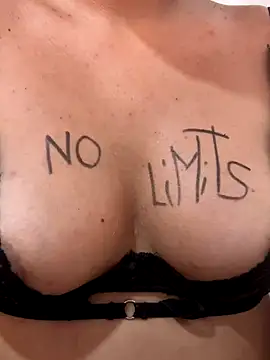 Valentinahot7 online show from December 2025 07:48:02 PM