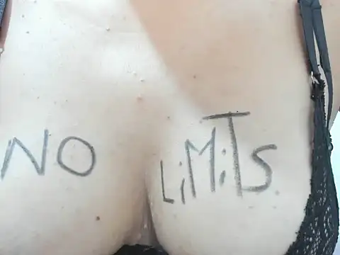 Snapshot of Valentinahot7 chatting on December 2025 02:26:02 PM Valentinahot7 online show from December 2025 02:26:02 PM