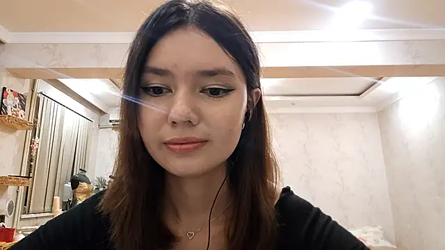 ImogeneMalinconico online show from October 2025 06:18:01 PM