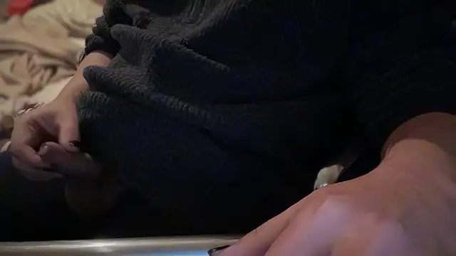 francescaloveher online show from October 2025 06:30:01 PM