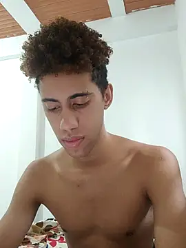 Snapshot of The_boy_good chatting on October 2025 11:22:02 AM The boy good online show from October 2025 11:22:02 AM