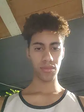 Snapshot of The_boy_good chatting on October 2025 04:58:02 AM The boy good online show from October 2025 04:58:02 AM