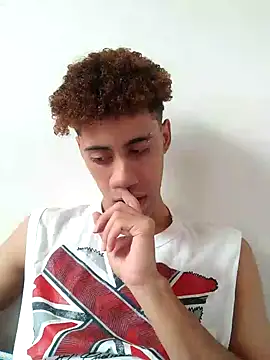 Snapshot of The_boy_good chatting on November 2025 07:40:02 PM The boy good online show from November 2025 07:40:02 PM