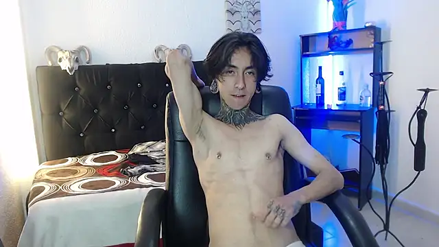 Snapshot of Kuregari_xs chatting on October 2025 03:30:01 AM Kuregari xs online show from October 2025 03:30:01 AM