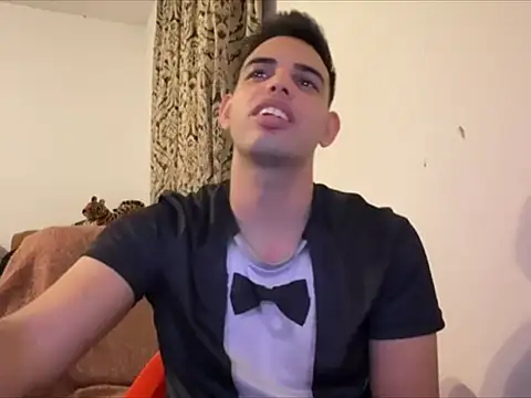 Snapshot of _Djonson_ chatting on October 2025 03:49:02 AM Djonson online show from October 2025 03:49:02 AM