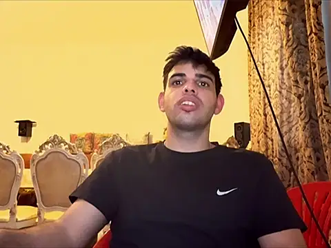 Snapshot of _Djonson_ chatting on December 2025 09:03:01 AM Djonson online show from December 2025 09:03:01 AM